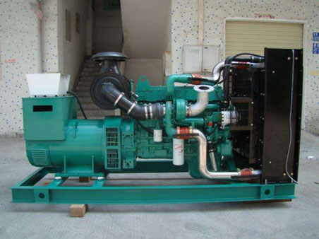遂平1100kw康明斯柴油发电机组图片 遂平1100kw康明斯柴油发电机组图片